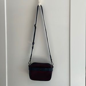 Lululemon crossbody